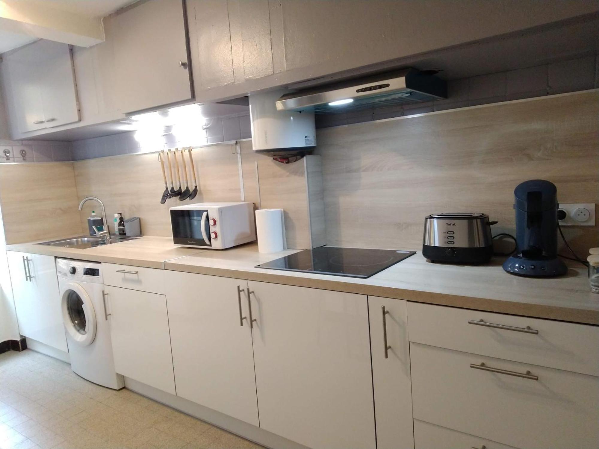 Appartement Entre Et Canal, Calme Et - Gare A 700 M Narbonne