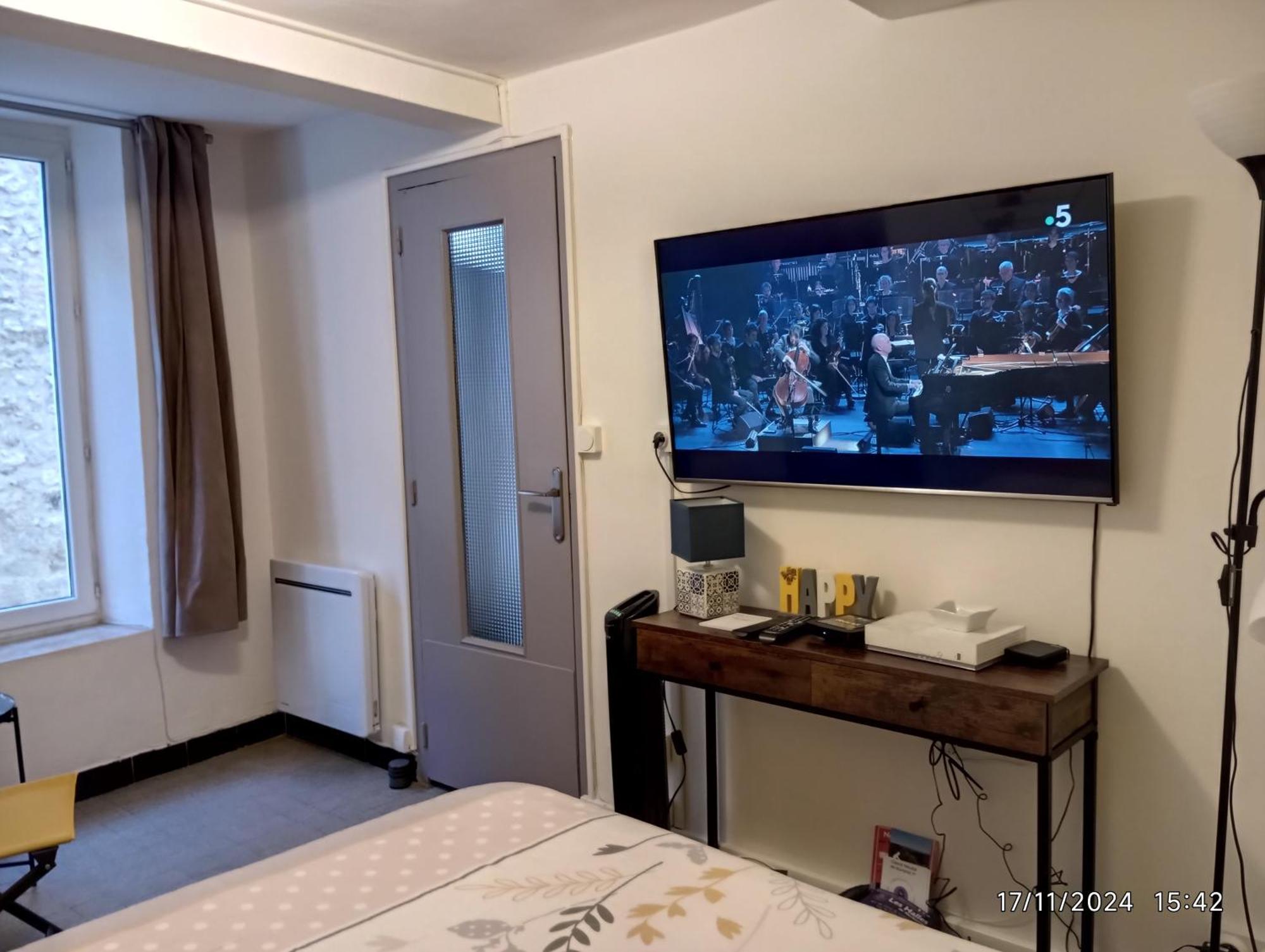 Entre Et Canal, Calme Et - Gare A 700 M Appartement *